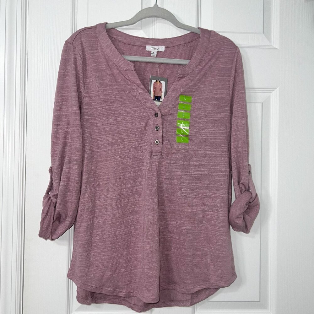 NWT Nuco Button V-Neck Elderberry Top Size L